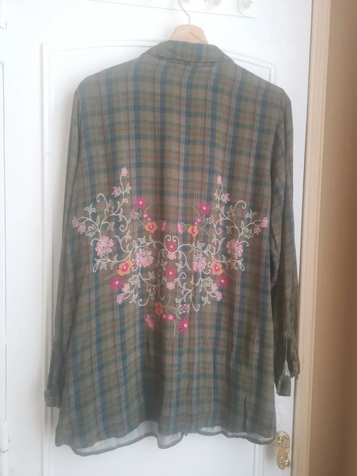 Chemise à imprimés fleuris T46/48 - photo numéro 4