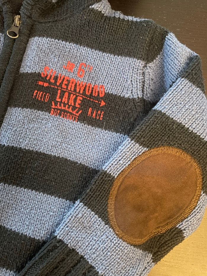 Gilet chaud avec capuche  3/4 ans - photo numéro 2