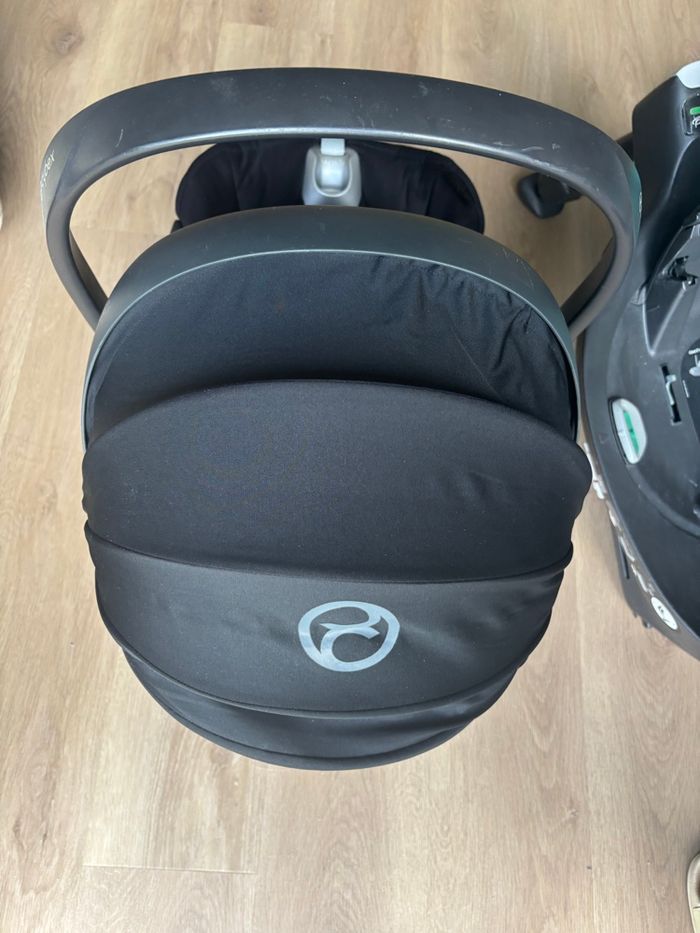 Base isofix + coque Cybex - photo numéro 4