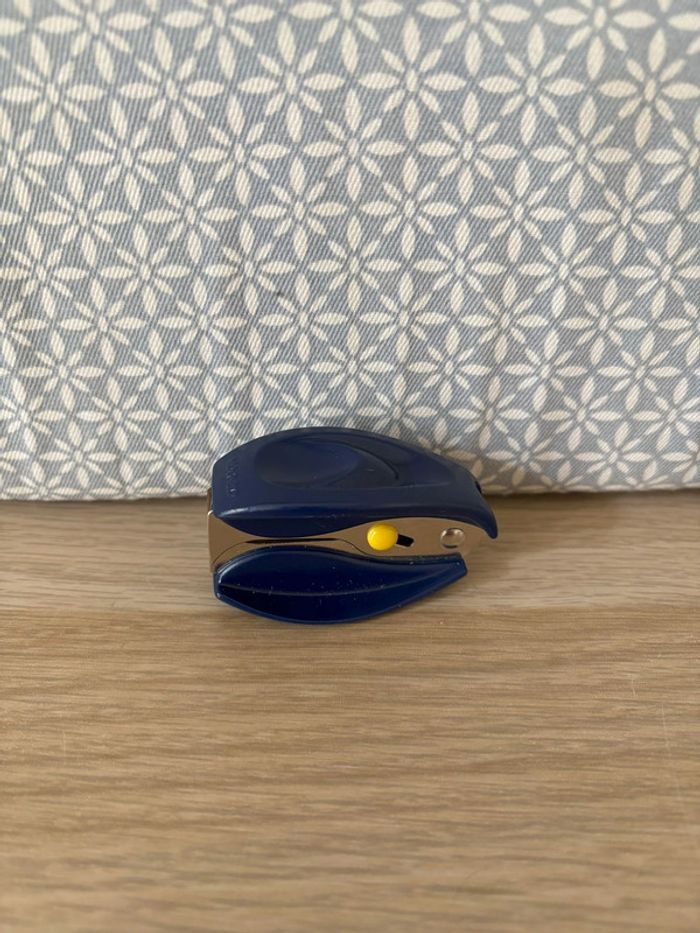 Ote-Agrafes de Bureau Avec Bouton de Verrouillage - photo numéro 2