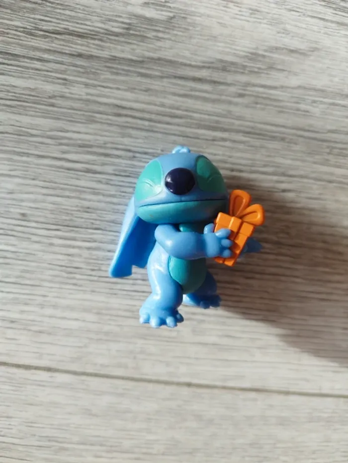 Lot figurines Stitch - photo numéro 2