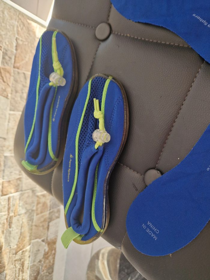 1 paire chaussure eau taille 30 bleu marque aqua sphere - photo numéro 4