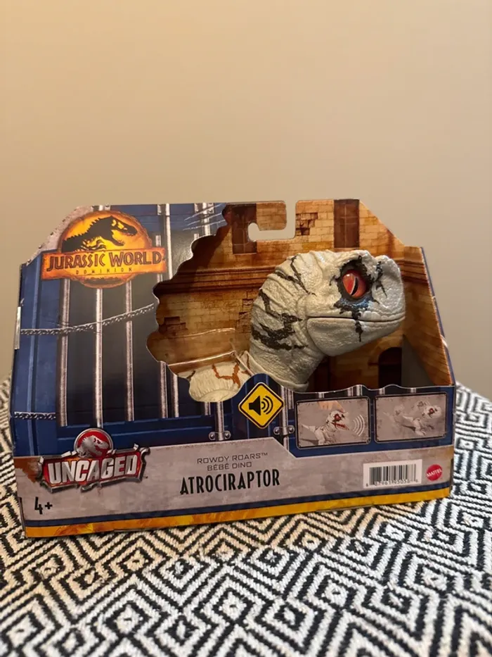 Mattel - Jurassic World, Bébé dinosaure Atrociraptor interactif - 4 ans et +