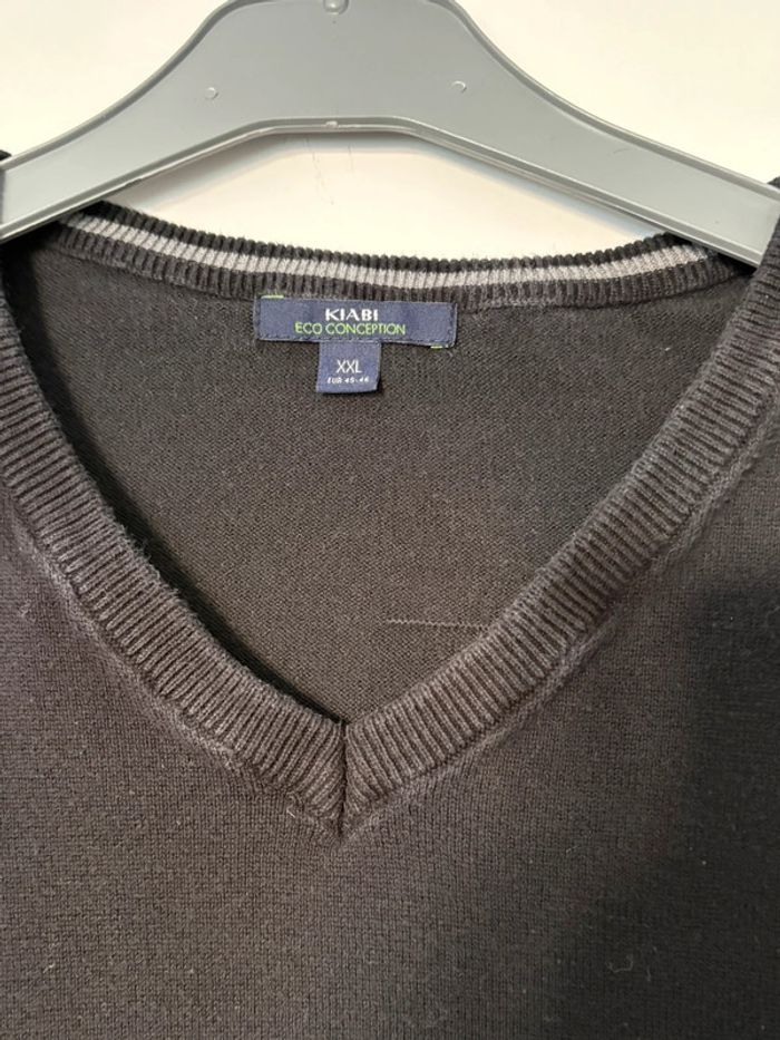 Pull noir - photo numéro 2