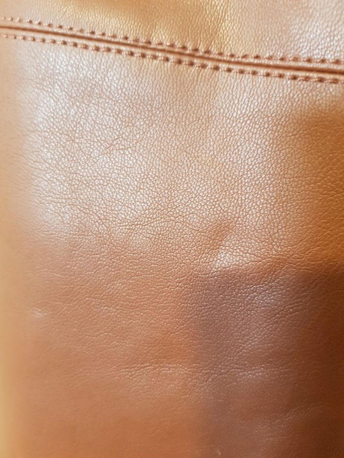 mini jupe en simili cuir marron - photo numéro 9