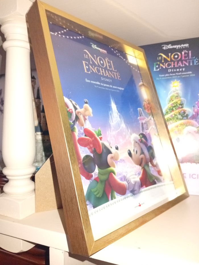 Cadre Le Noël enchanté Disneyland Paris - photo numéro 3