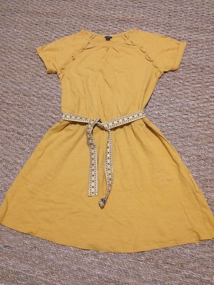 Robe jaune kiabi 8 ans
