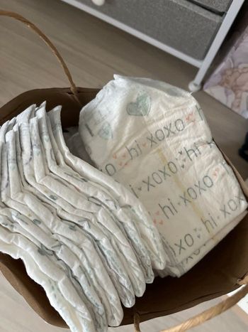 Couches Pampers taille 1