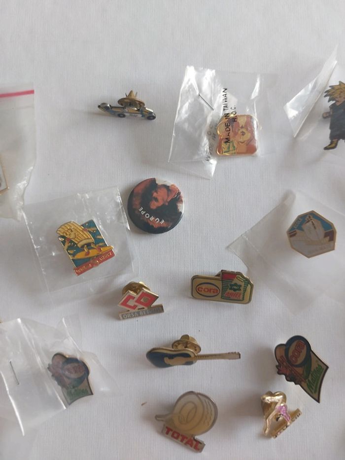 Lot de pin's - photo numéro 3
