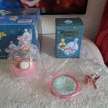 Figurine pokemon Nymphali dreaming case
