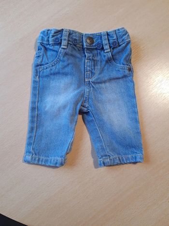 Jeans Kiabi 1mois