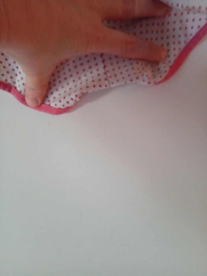 Short blanc à petits pois rose. 6 ans - photo numéro 8