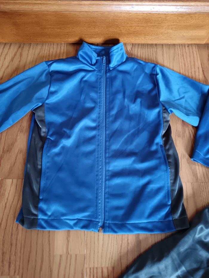 Survêtement 6 ans - photo numéro 2