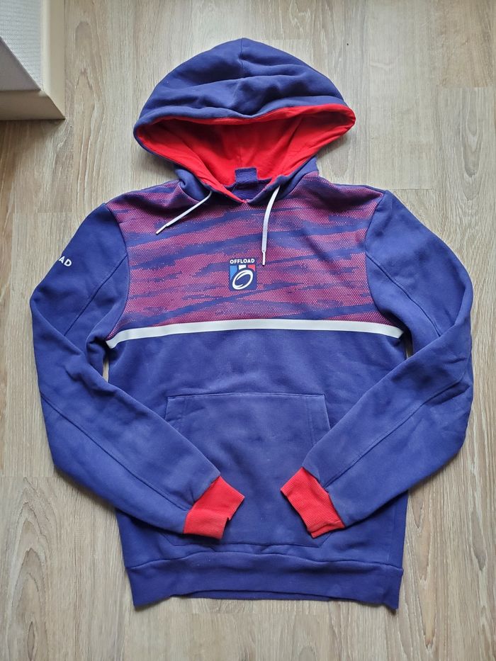 Pulls et t shirts 14ans - photo numéro 4