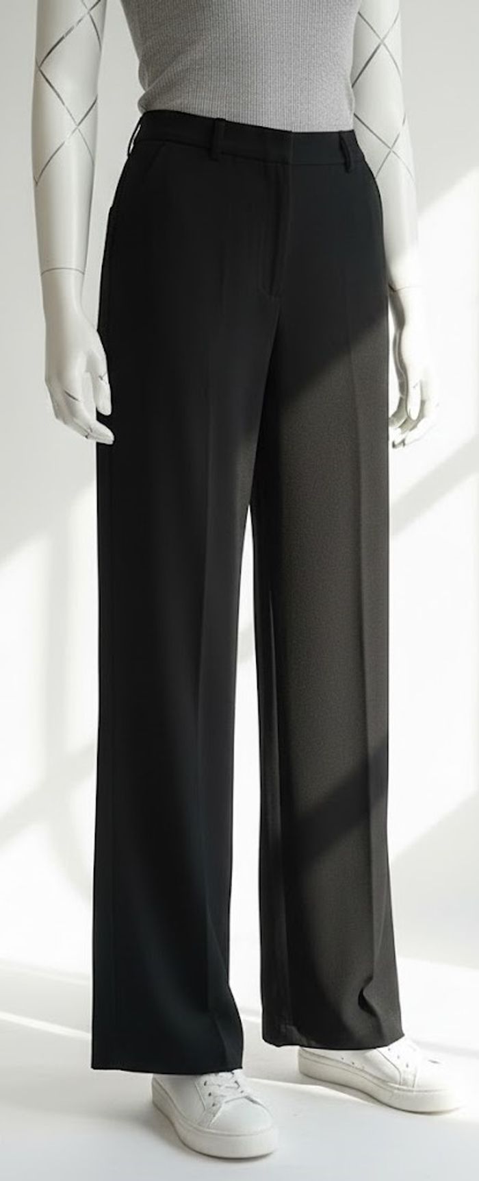 Pantalon Large Noir Évasé Taille Haute