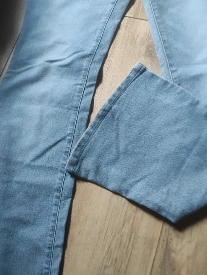 Jean taille 38 - photo numéro 2