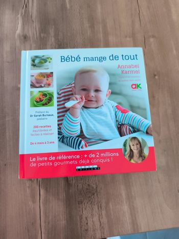 Livre Bébé mange de tout