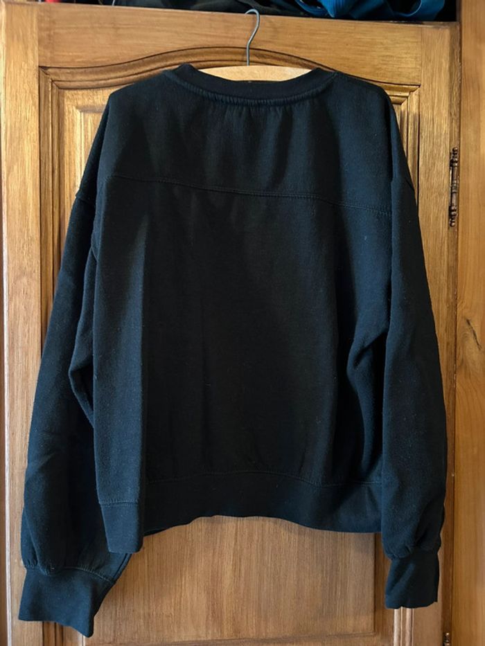Pull noir - photo numéro 3