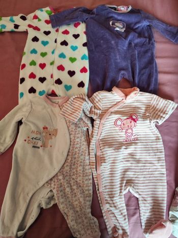 Lot 4 pyjamas 6 mois