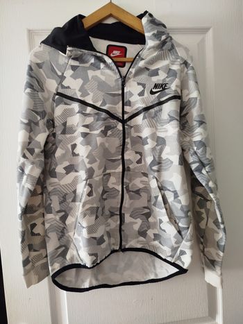 Sweat capuche nike