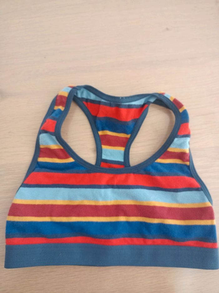 Brassière Gémo 8/10 ans