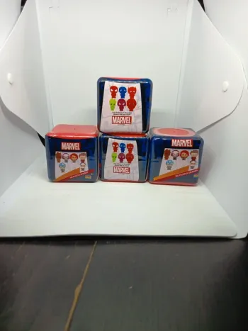 Lot de 4 Boîtes - Marvel 3d Puzzle Erasers