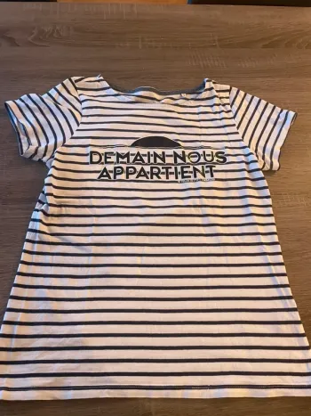 Tee shirt