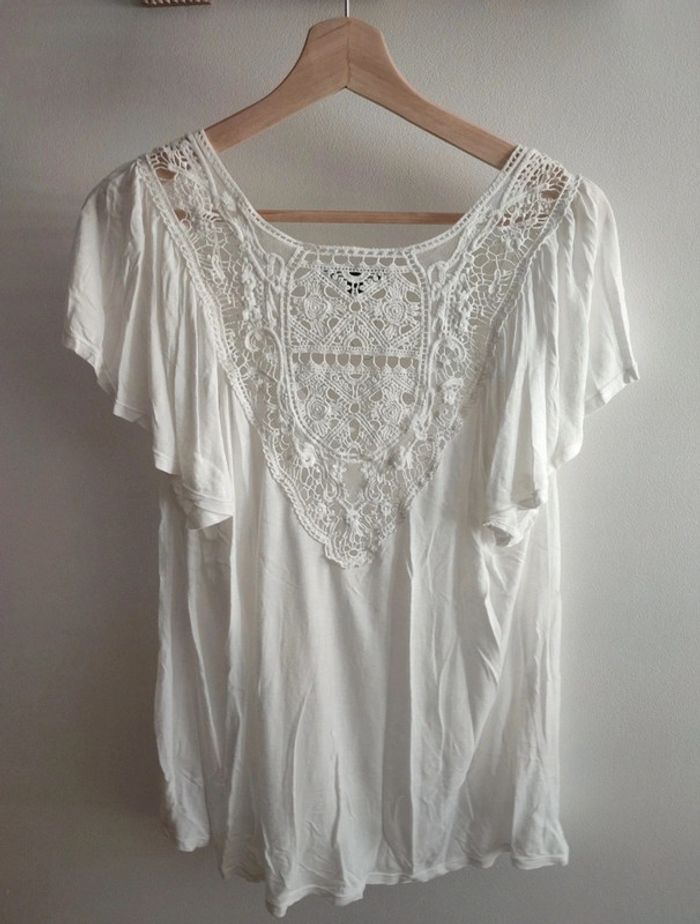 Haut blanc - photo numéro 9