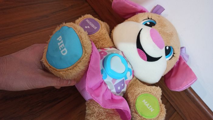 Peluche éducative musicale Fisher price chien - photo numéro 5