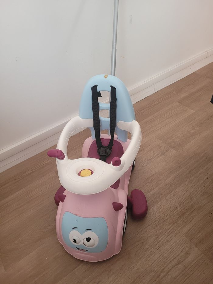 Voiture - photo numéro 2