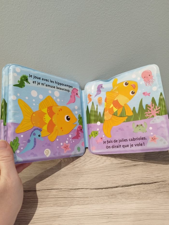 Livre de bain nage, petit poisson - photo numéro 4