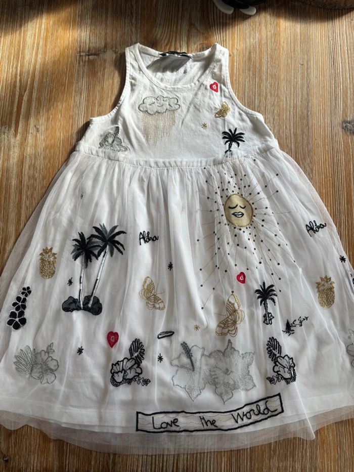 Superbe Robe Desigual 7/8 ans