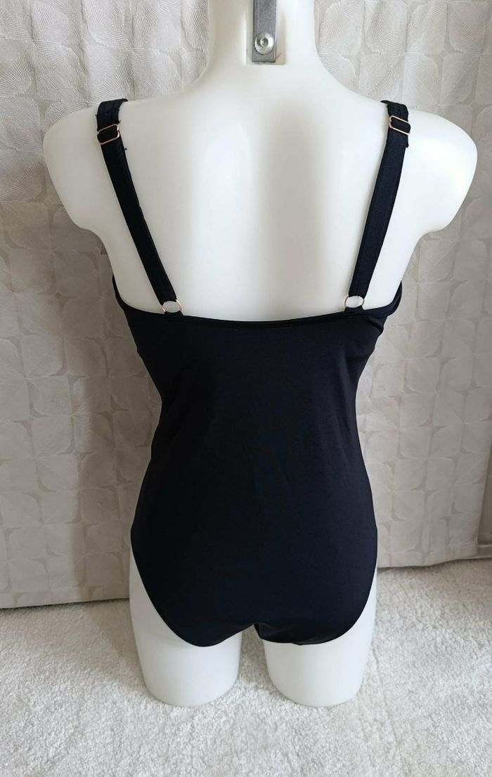 Maillot de bain une pièce Rougegorge noir boucle dorée neuf 90C - photo numéro 5