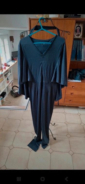Combinaison pantalon avec cape Shein taille S 👻