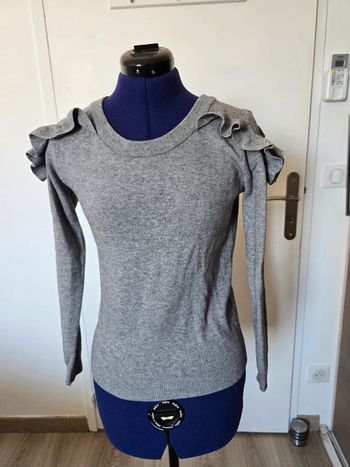 Pull gris
