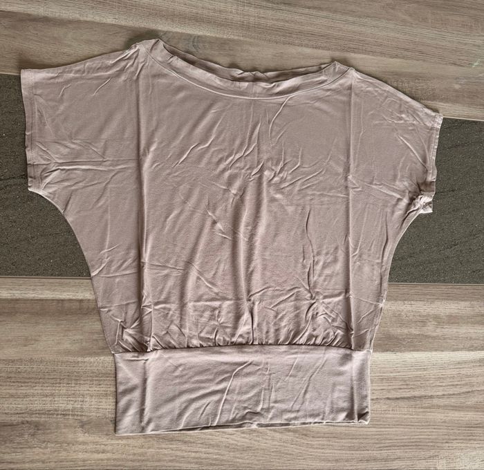 T-shirt manches chauve souris