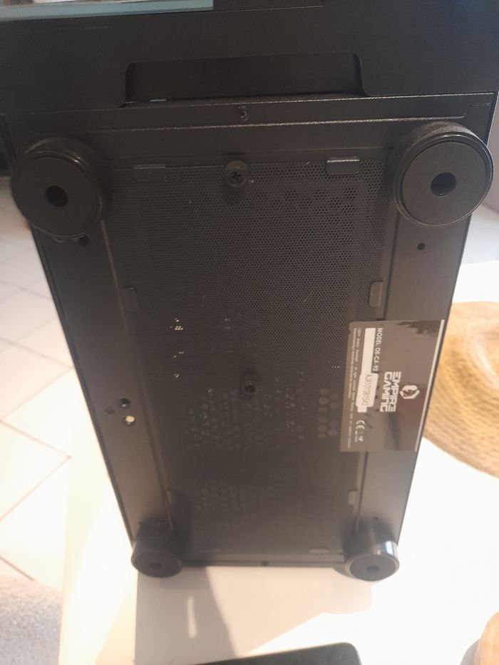 Tour d'ordinateur empire gaming - photo numéro 2