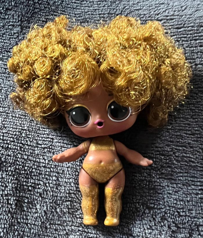 Petite poupée Lol surprise + accessoires comme sur la photos ( 27 ) - photo numéro 3