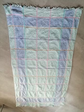 serviette à carreaux 148 x 78 cm