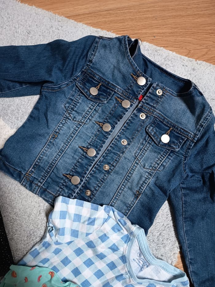 Vêtements  4/5 ans fille - photo numéro 4