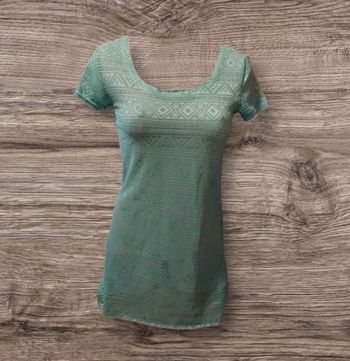 Mini-robe en maille légère turquoise pastel