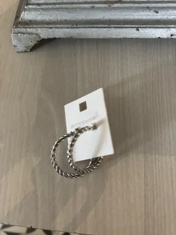 Créoles oreille argentées torsadé NEUVES