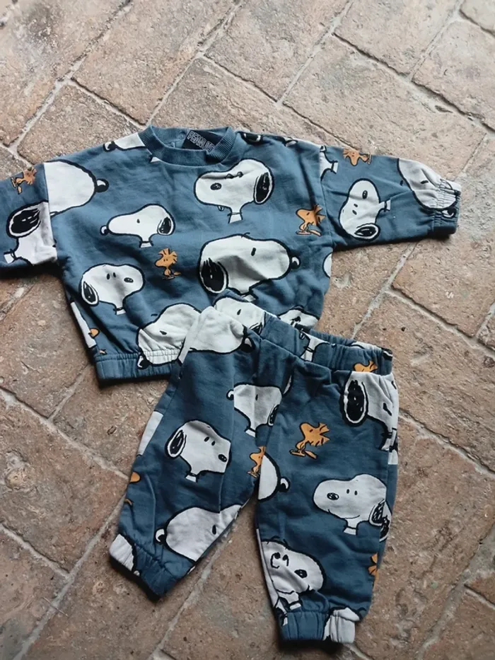 🌹ensemble peanuts 6 mois 🌹