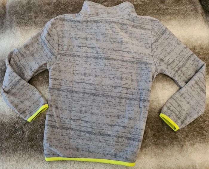 Sweat polaire 6-7ans - photo numéro 2