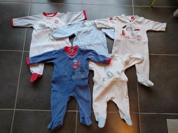 Lot 5 pyjamas 6 mois