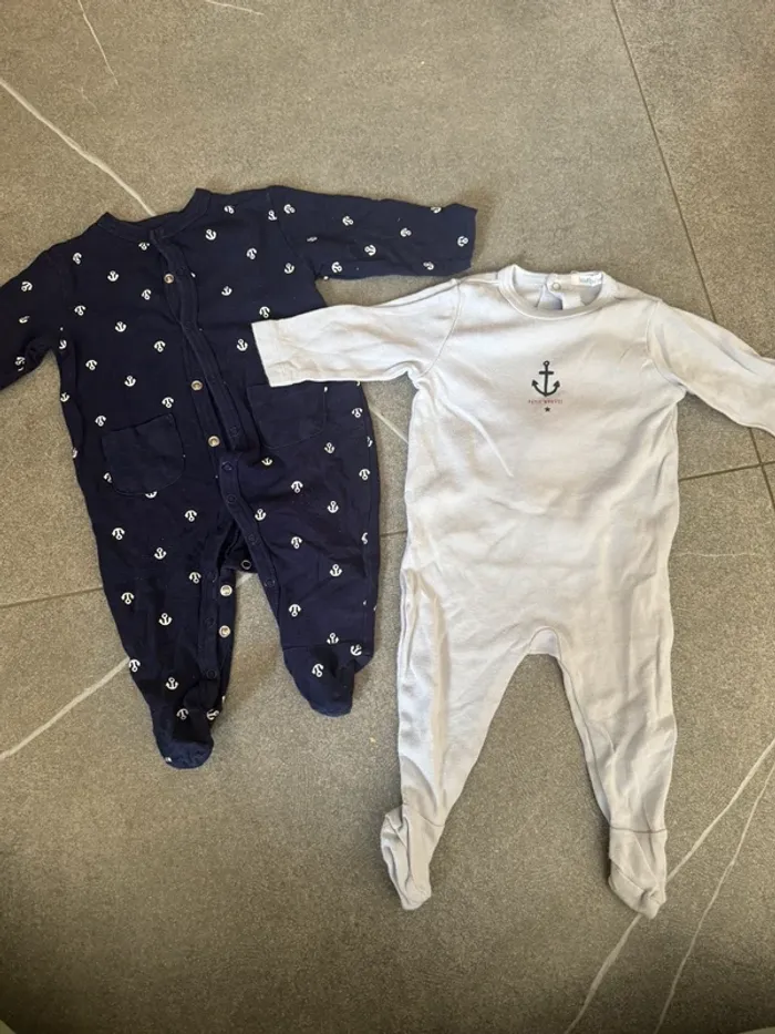 Lots de 8 pyjamas - photo numéro 6