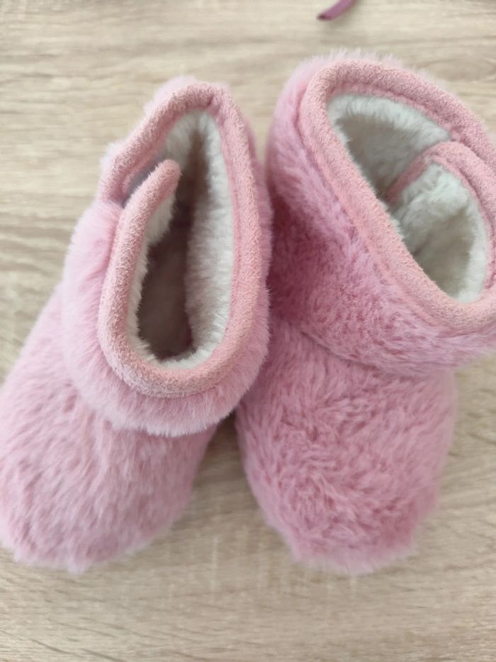 Chaussons montant - photo numéro 3