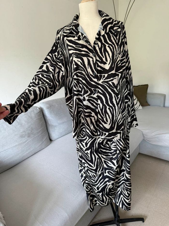 Très bel ensemble femme - photo numéro 2