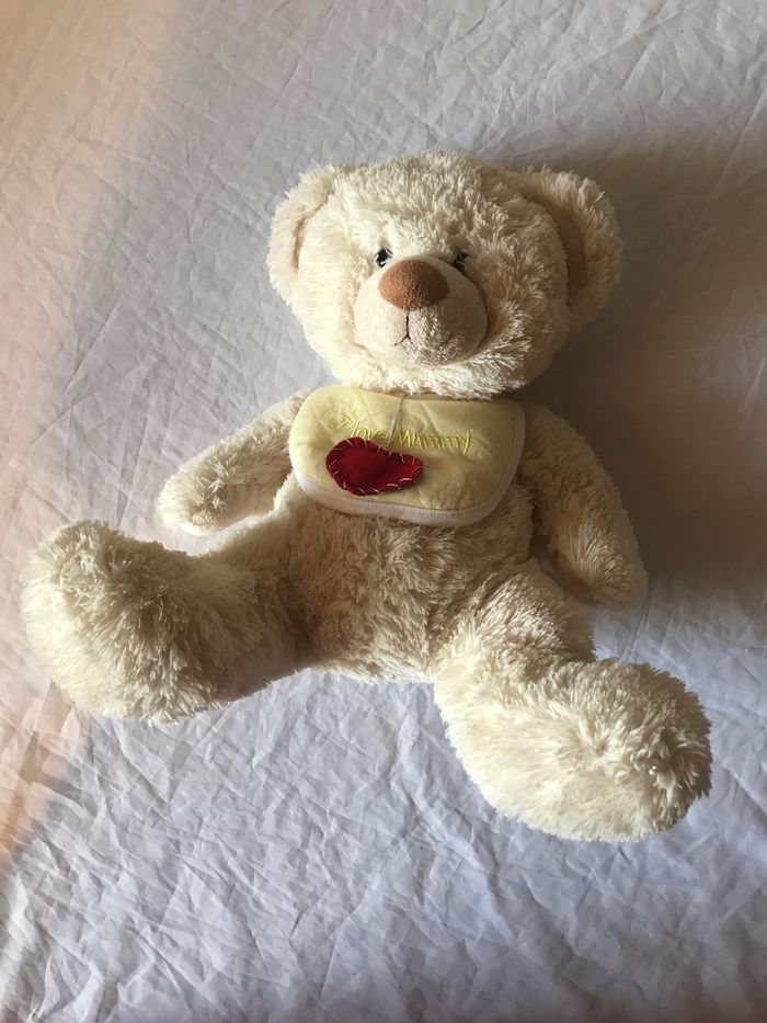 Gros Ourson Beige Bavette Jaune Ecriture I Love Mummy Petit Cœur Rouge Peluche Petits Enfants Bébés - photo numéro 5