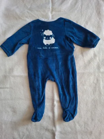 Pyjama/dors-bien bébé 6mois